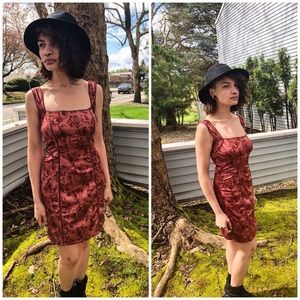 🌸Free People🌸 Bodycon Patterned Dress in Rose💗